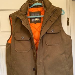 Men’s Rainforest olive green vest